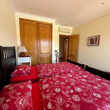 With Pool & Garden And Bbq Area Apartment Carvoeiro (Lagoa)
