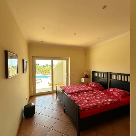 With Pool & Garden And Bbq Area * Carvoeiro (Lagoa)